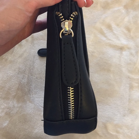 Small black cross body bag - Picture 4 of 5